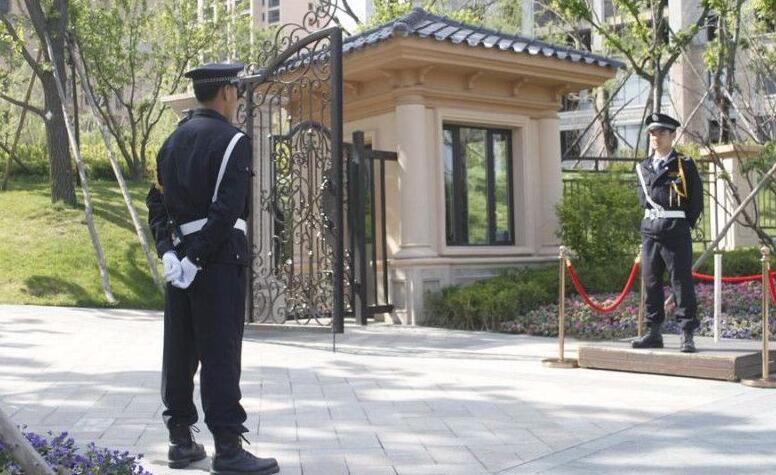 保安人員如何做好服務工作？